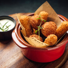 FRIED-CHEESE-SELECTION